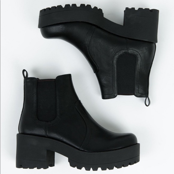 lipstik eamon black boot